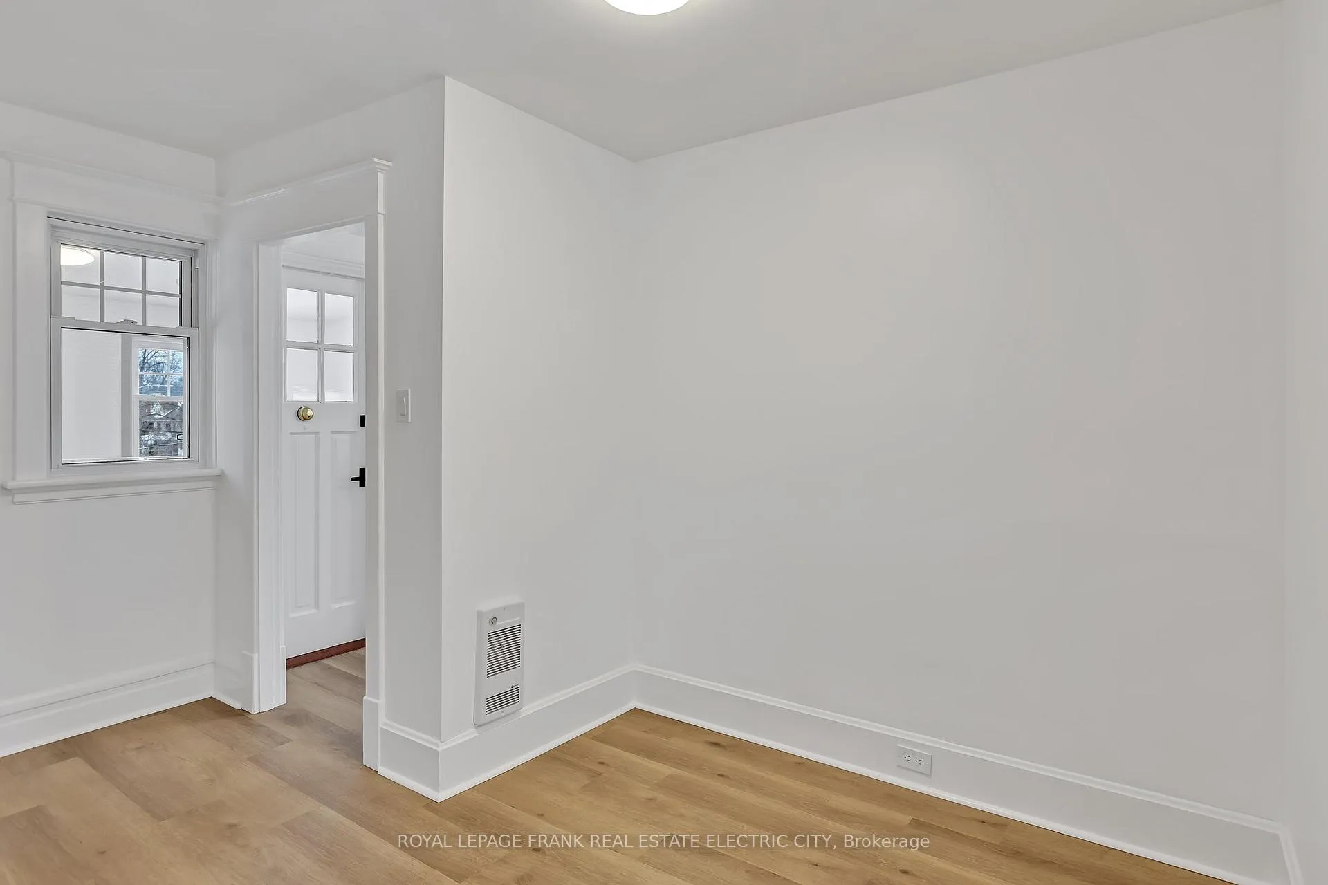Photo 19 of 1353 Monaghan Road, Peterborough, Town Ward 3 — HOMEH