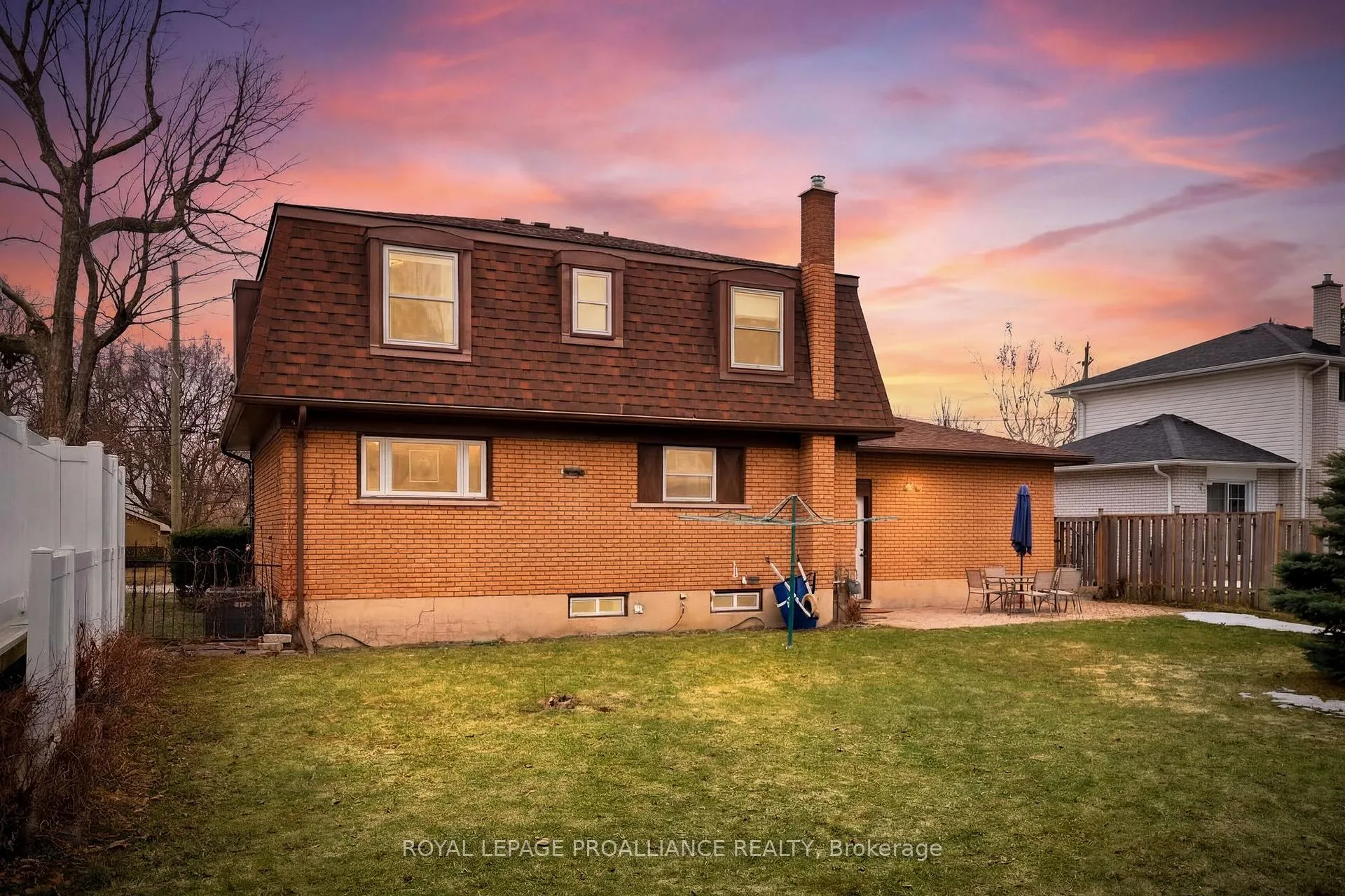 Photo 35 of 14 Forest Hill Crescent, Belleville, Belleville Ward — HOMEH
