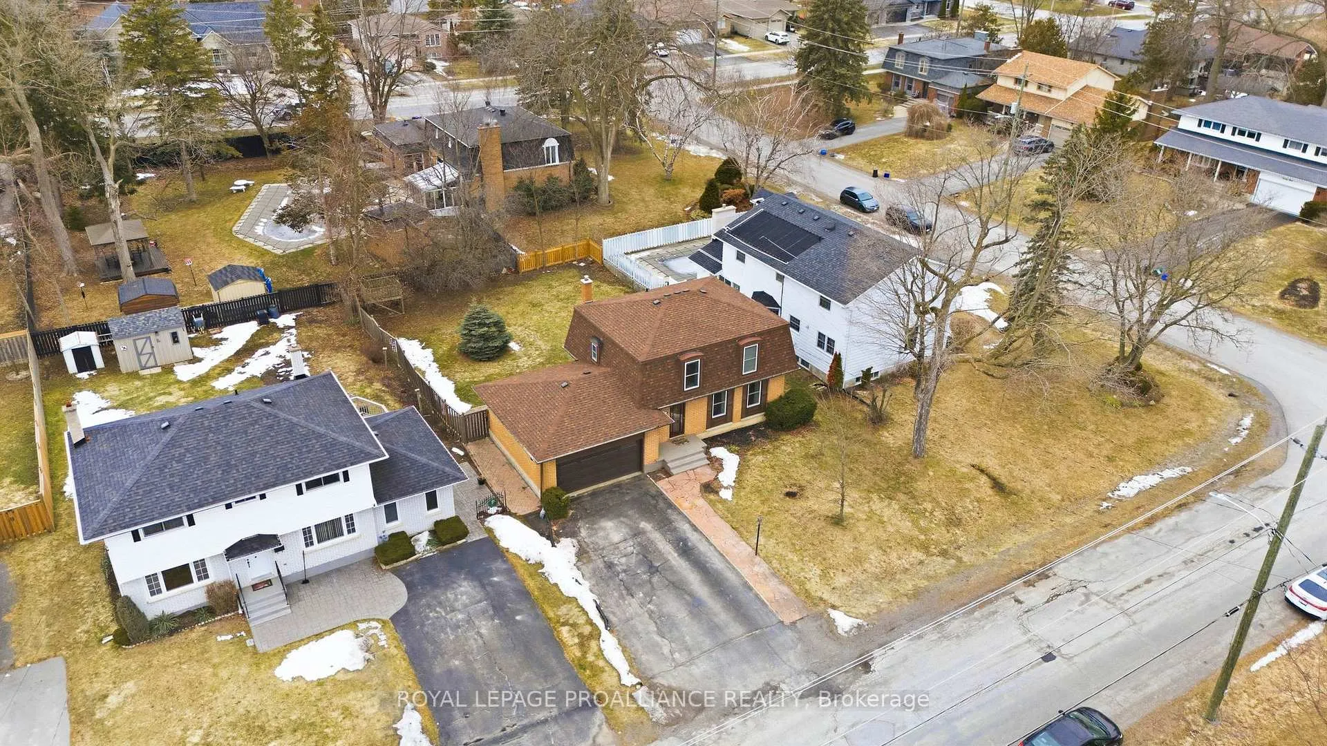 Photo 37 of 14 Forest Hill Crescent, Belleville, Belleville Ward — HOMEH