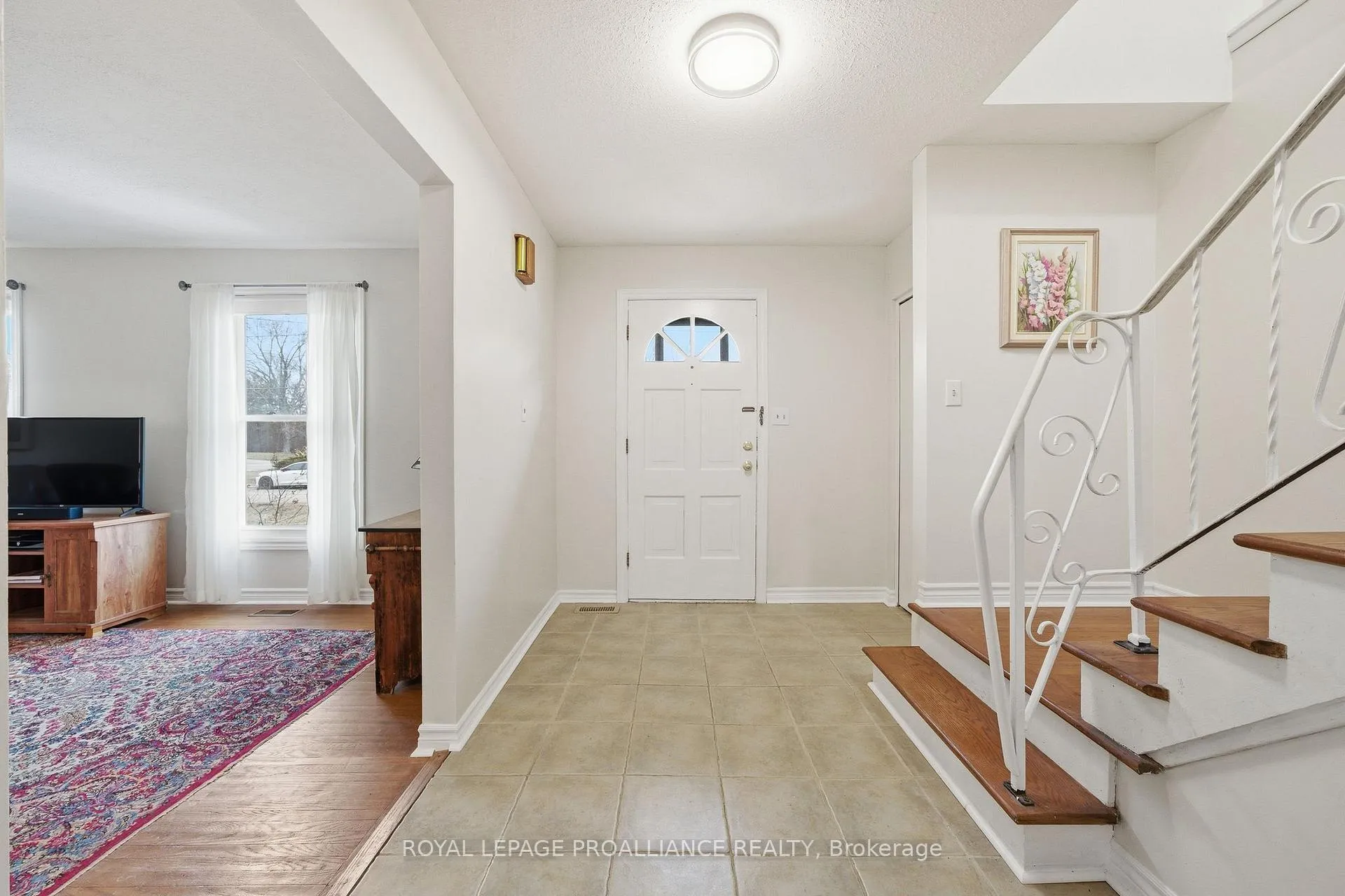Photo 1 of 14 Forest Hill Crescent, Belleville, Belleville Ward — HOMEH