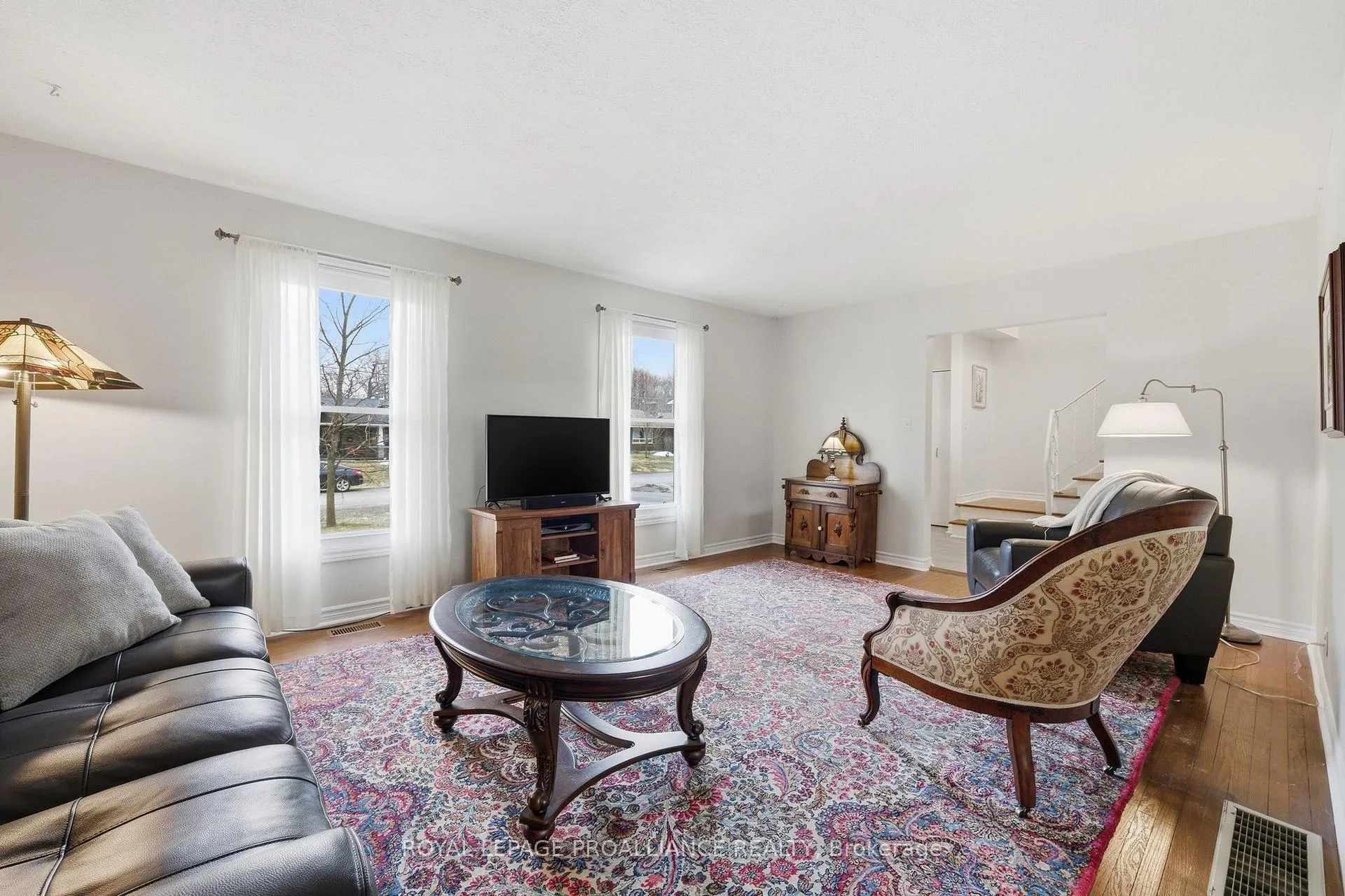 Photo 7 of 14 Forest Hill Crescent, Belleville, Belleville Ward — HOMEH