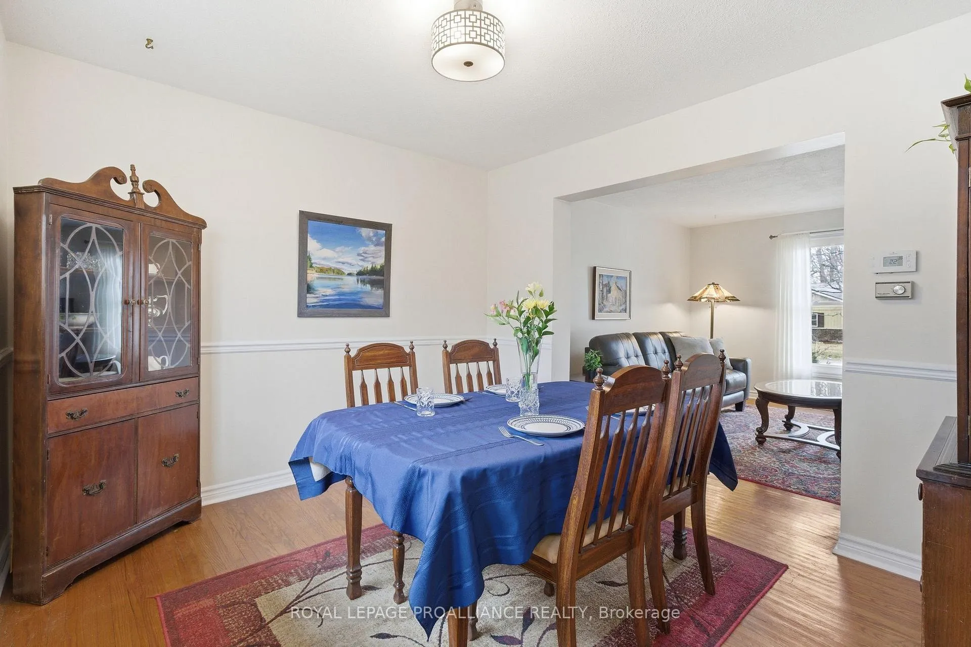 Photo 9 of 14 Forest Hill Crescent, Belleville, Belleville Ward — HOMEH