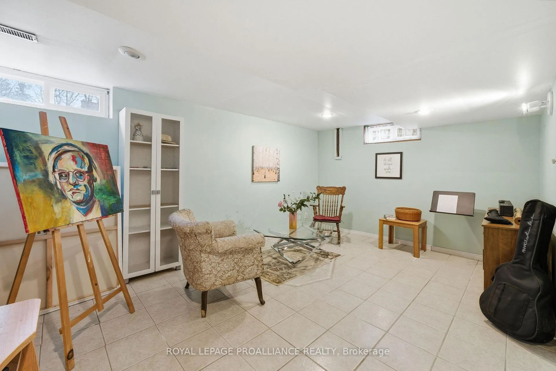 Photo 41 of 14 Forest Hill Crescent, Belleville, Belleville Ward — HOMEH