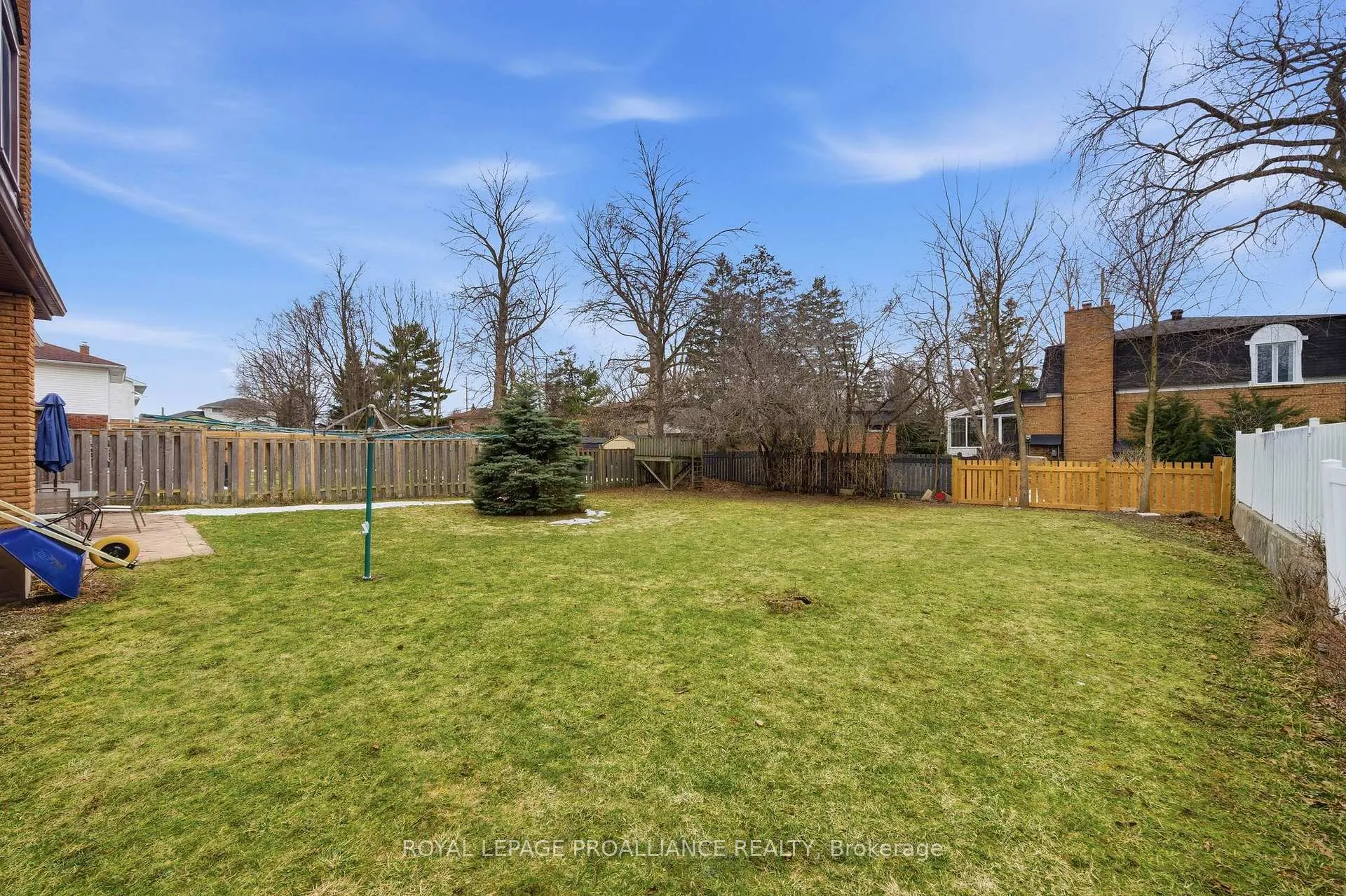 Photo 47 of 14 Forest Hill Crescent, Belleville, Belleville Ward — HOMEH