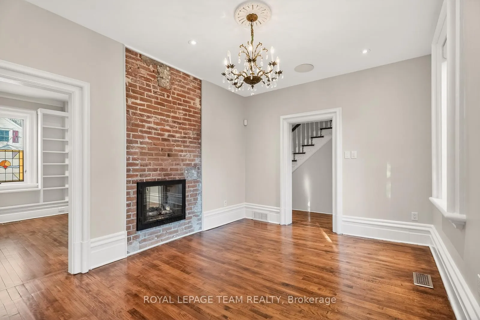 Photo 15 of 105 Crichton Street, Ottawa, New Edinburgh — HOMEH