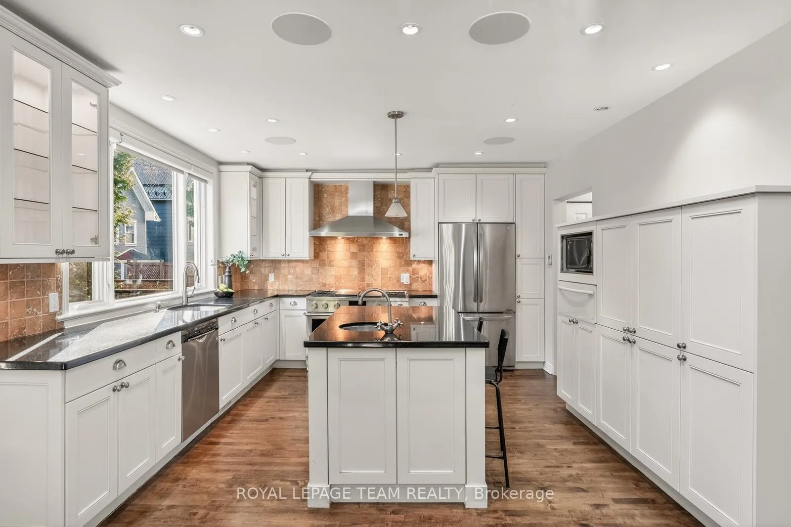 Photo 26 of 105 Crichton Street, Ottawa, New Edinburgh — HOMEH