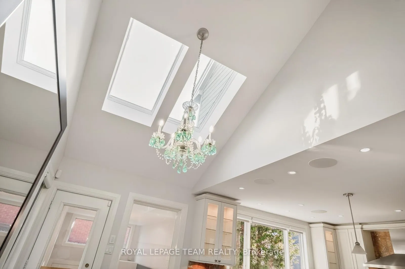 Photo 31 of 105 Crichton Street, Ottawa, New Edinburgh — HOMEH