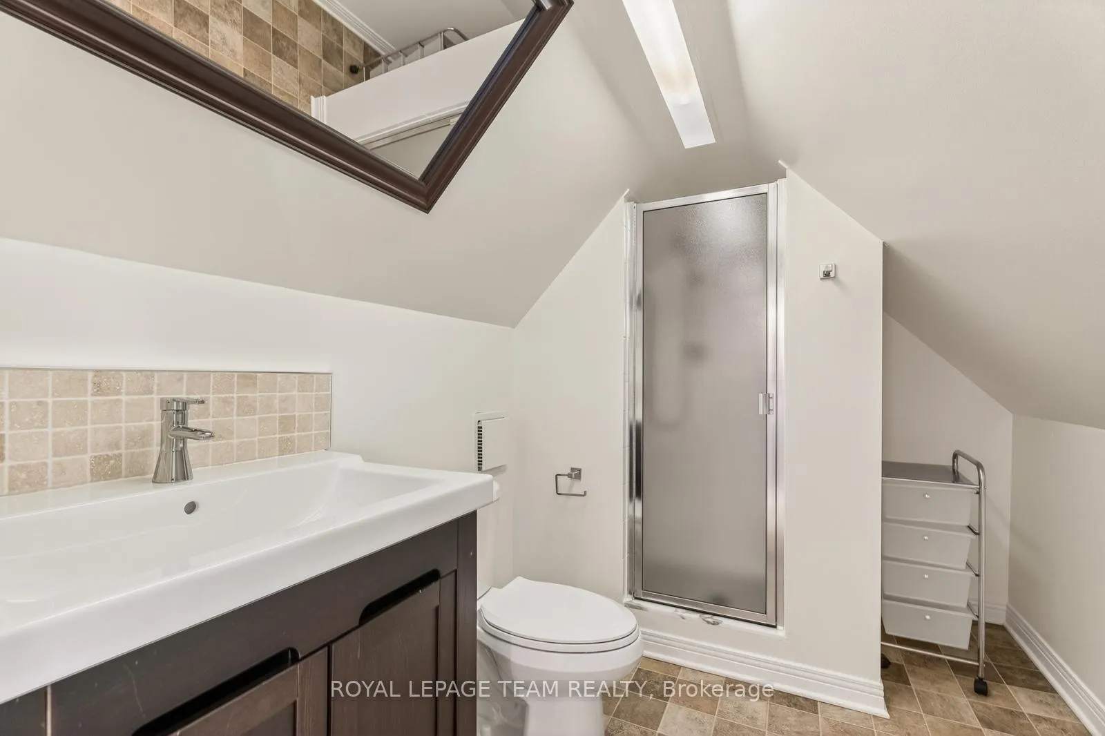 Photo 43 of 105 Crichton Street, Ottawa, New Edinburgh — HOMEH