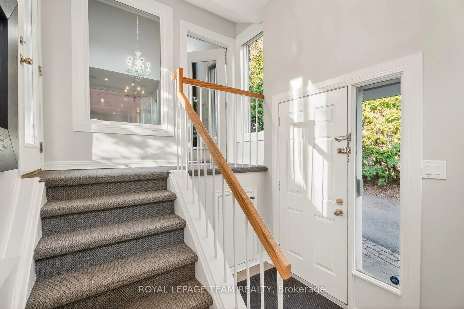 Photo 46 of 105 Crichton Street, Ottawa, New Edinburgh — HOMEH