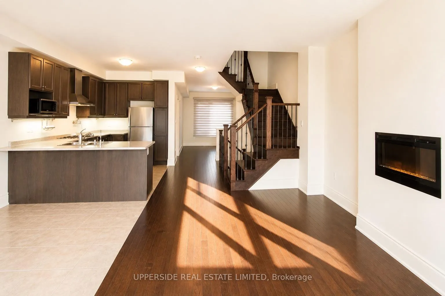 Photo 7 of 52 Vantage Loop Street, Newmarket, Woodland Hill — HOMEH