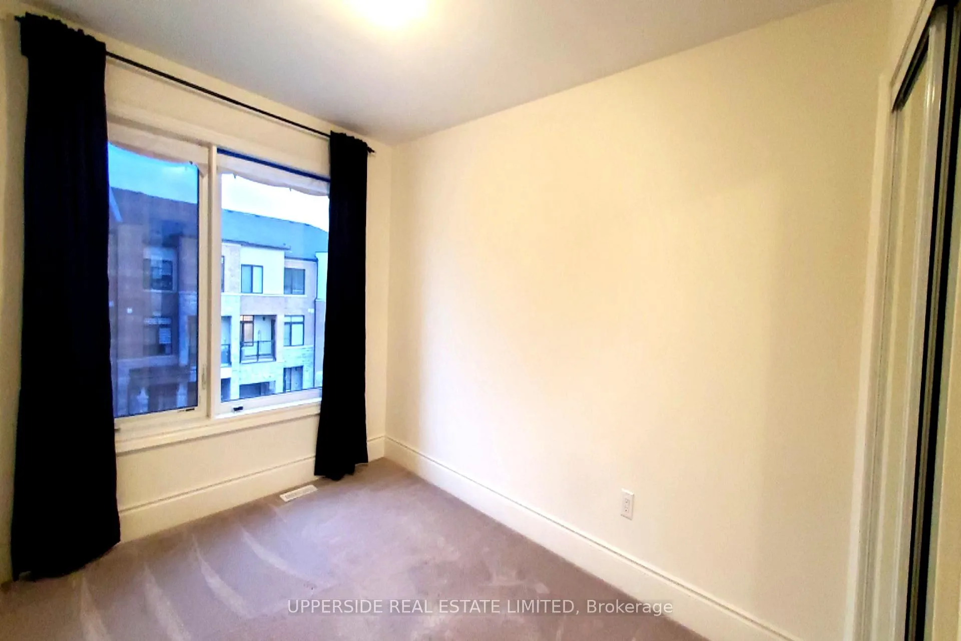 Photo 8 of 52 Vantage Loop Street, Newmarket, Woodland Hill — HOMEH