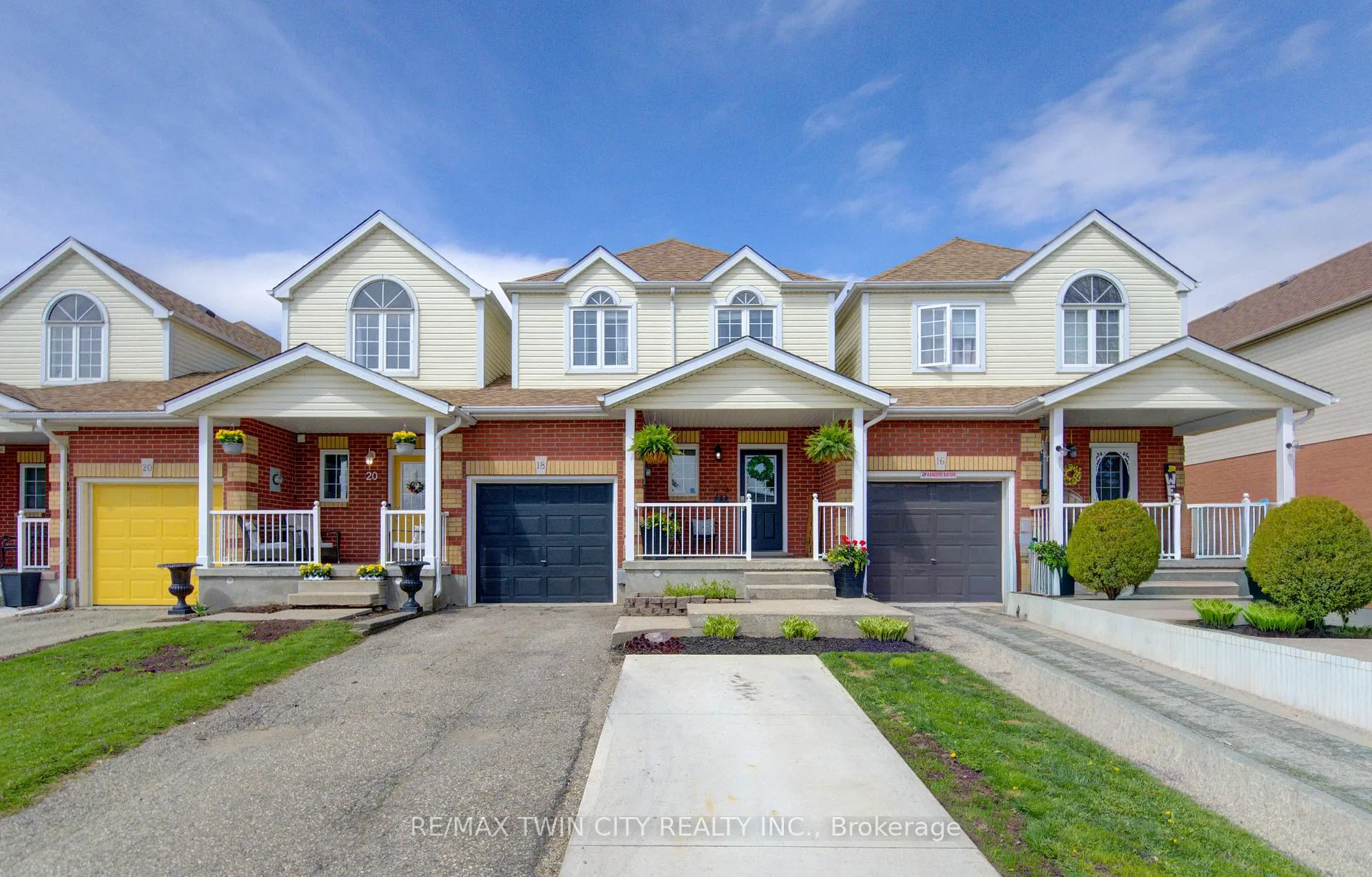 Photo 3 of 18 Carriage Hill Trail, Woolwich — HOMEH