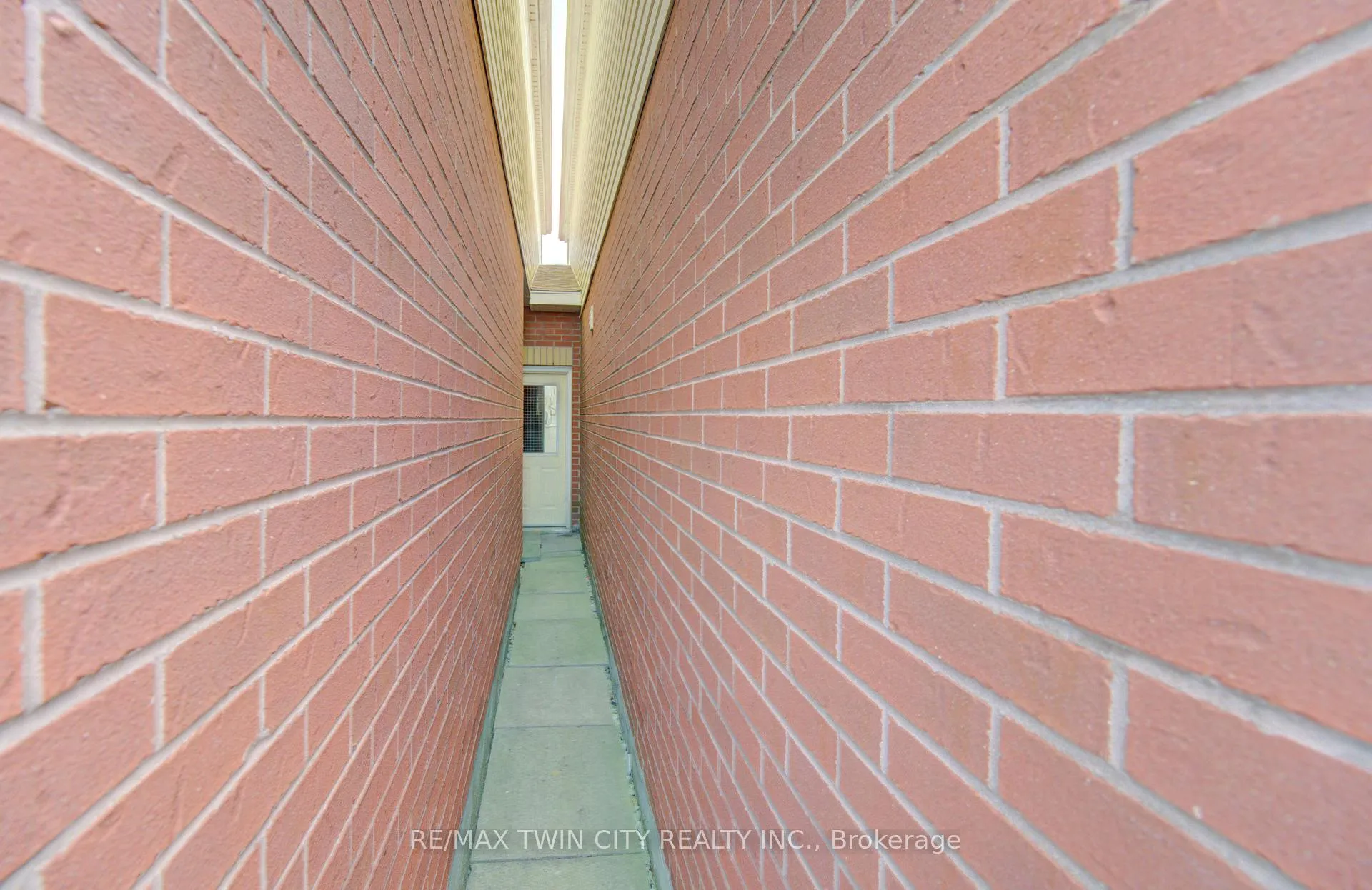 Photo 40 of 18 Carriage Hill Trail, Woolwich — HOMEH