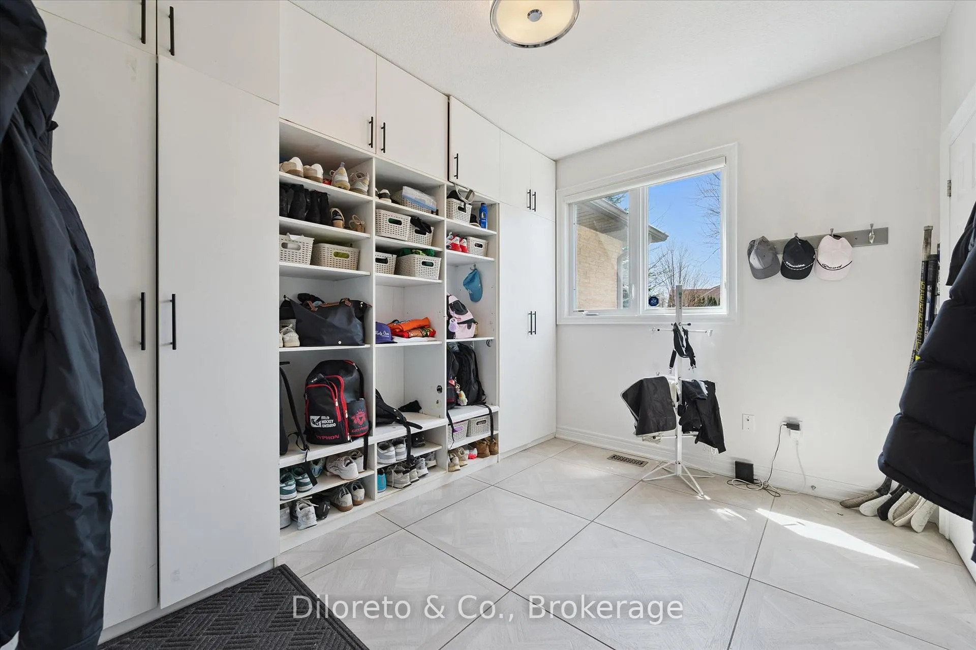 Photo 20 of 4 Zaduk Place, Guelph, Kortright East — HOMEH
