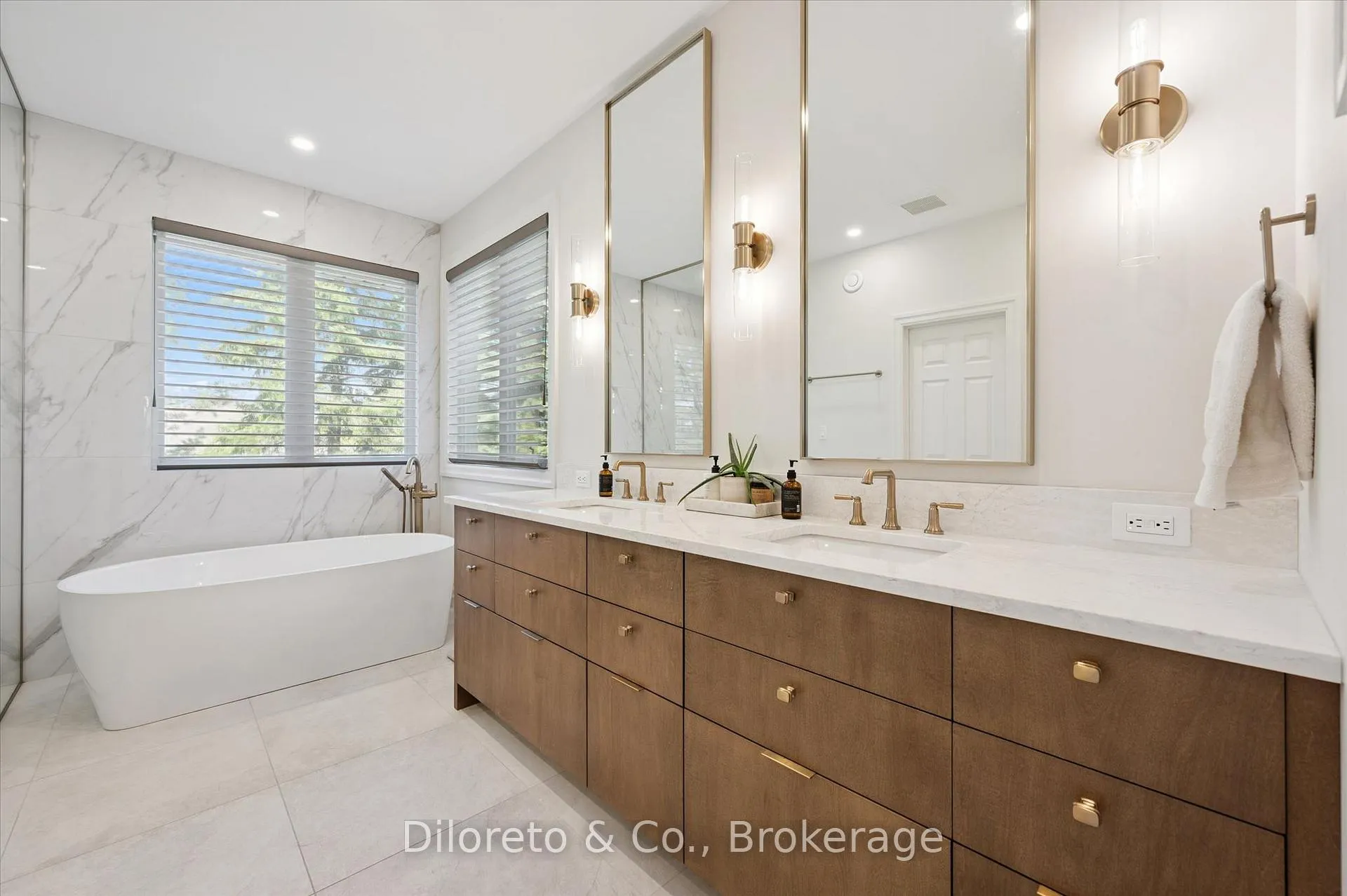 Photo 24 of 4 Zaduk Place, Guelph, Kortright East — HOMEH