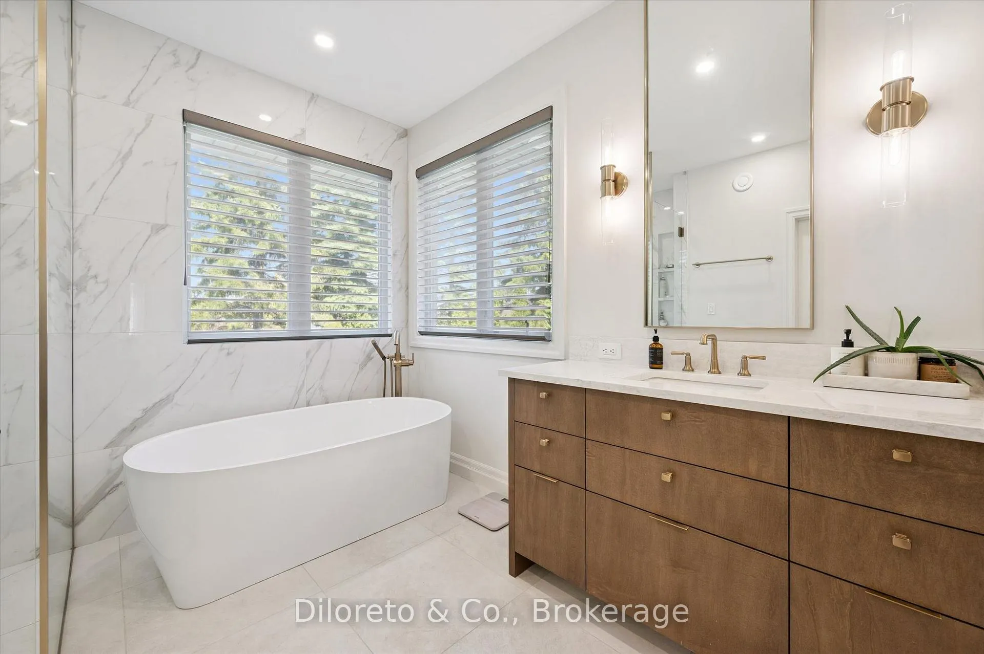 Photo 25 of 4 Zaduk Place, Guelph, Kortright East — HOMEH