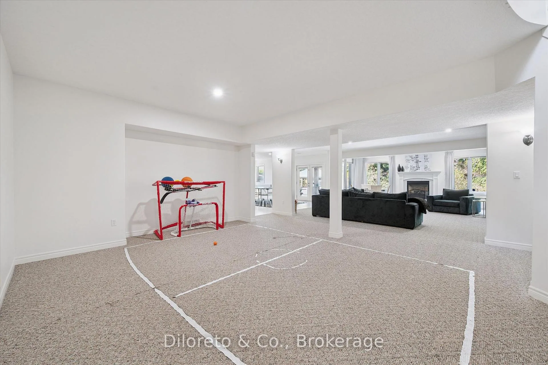 Photo 34 of 4 Zaduk Place, Guelph, Kortright East — HOMEH