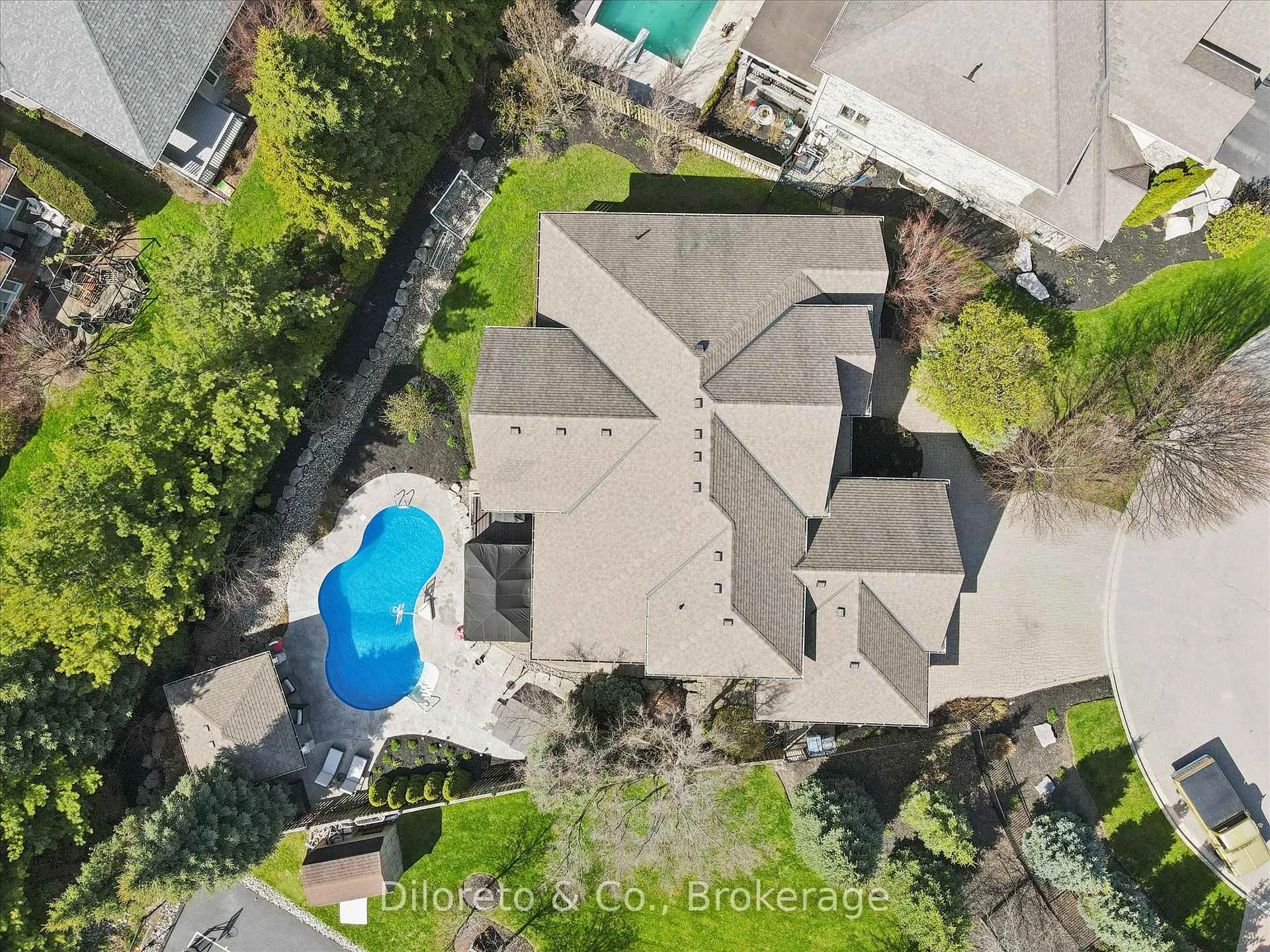 Photo 49 of 4 Zaduk Place, Guelph, Kortright East — HOMEH