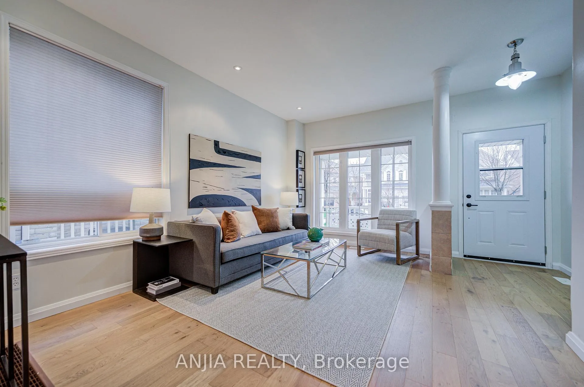 Photo 7 of 51 Oxfordshire Street, Markham, Berczy — HOMEH