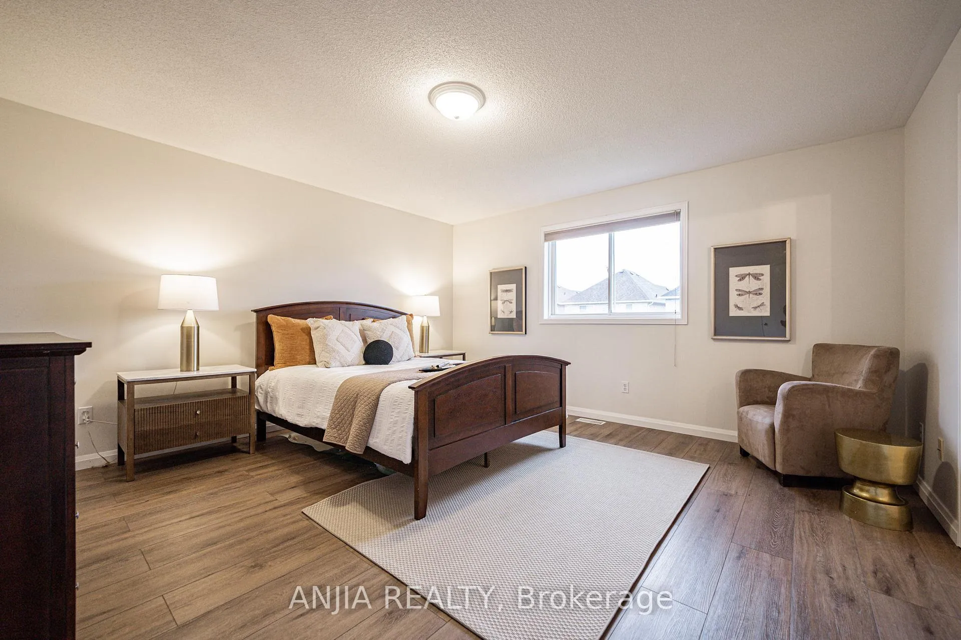 Photo 25 of 51 Oxfordshire Street, Markham, Berczy — HOMEH