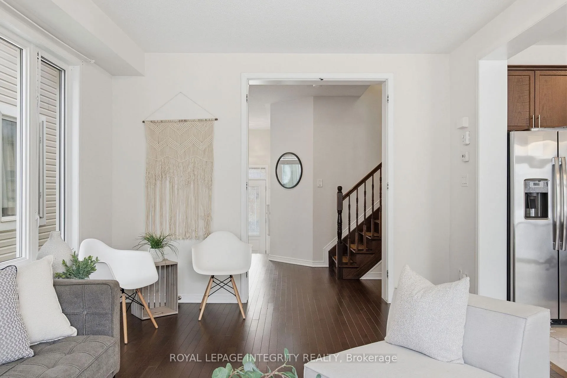 Photo 5 of 322 Autumnfield Street, Ottawa, Kanata - Emerald Meadows/Trailwest — HOMEH