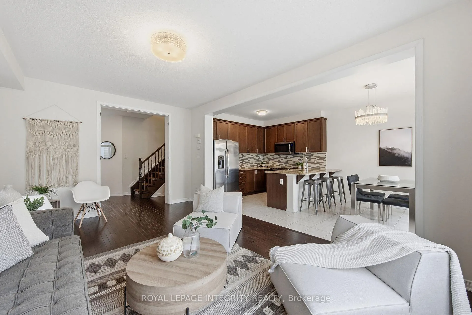 Photo 10 of 322 Autumnfield Street, Ottawa, Kanata - Emerald Meadows/Trailwest — HOMEH
