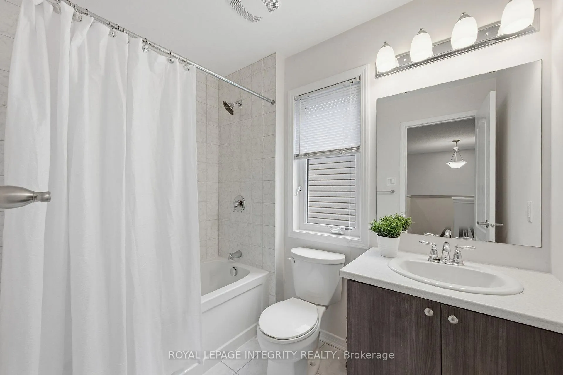 Photo 27 of 322 Autumnfield Street, Ottawa, Kanata - Emerald Meadows/Trailwest — HOMEH