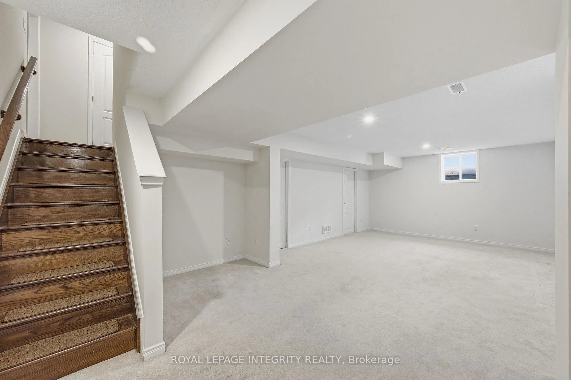 Photo 29 of 322 Autumnfield Street, Ottawa, Kanata - Emerald Meadows/Trailwest — HOMEH