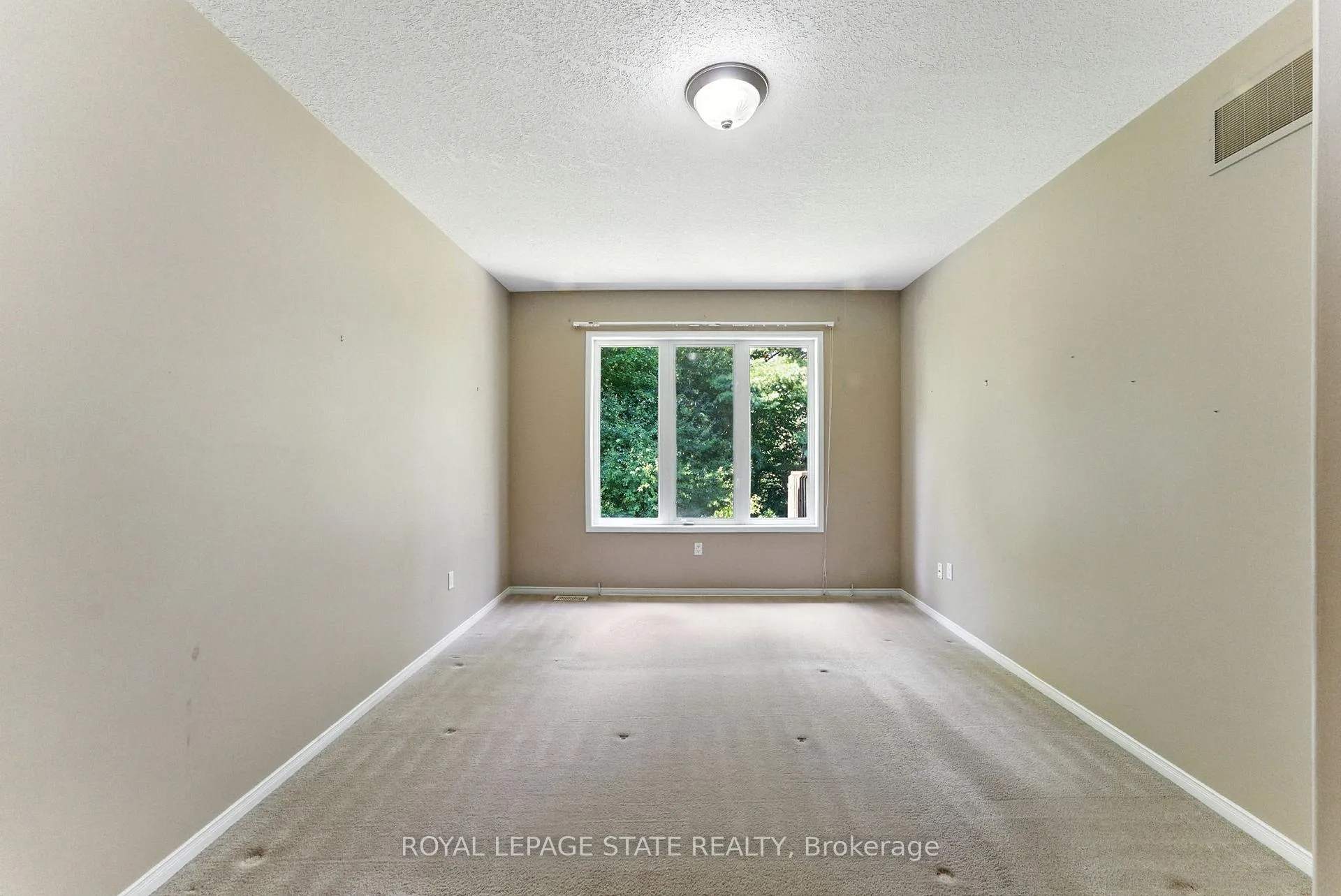 Photo 16 of Unit 6, 40 Wesleyan Court, Hamilton, Ancaster — HOMEH