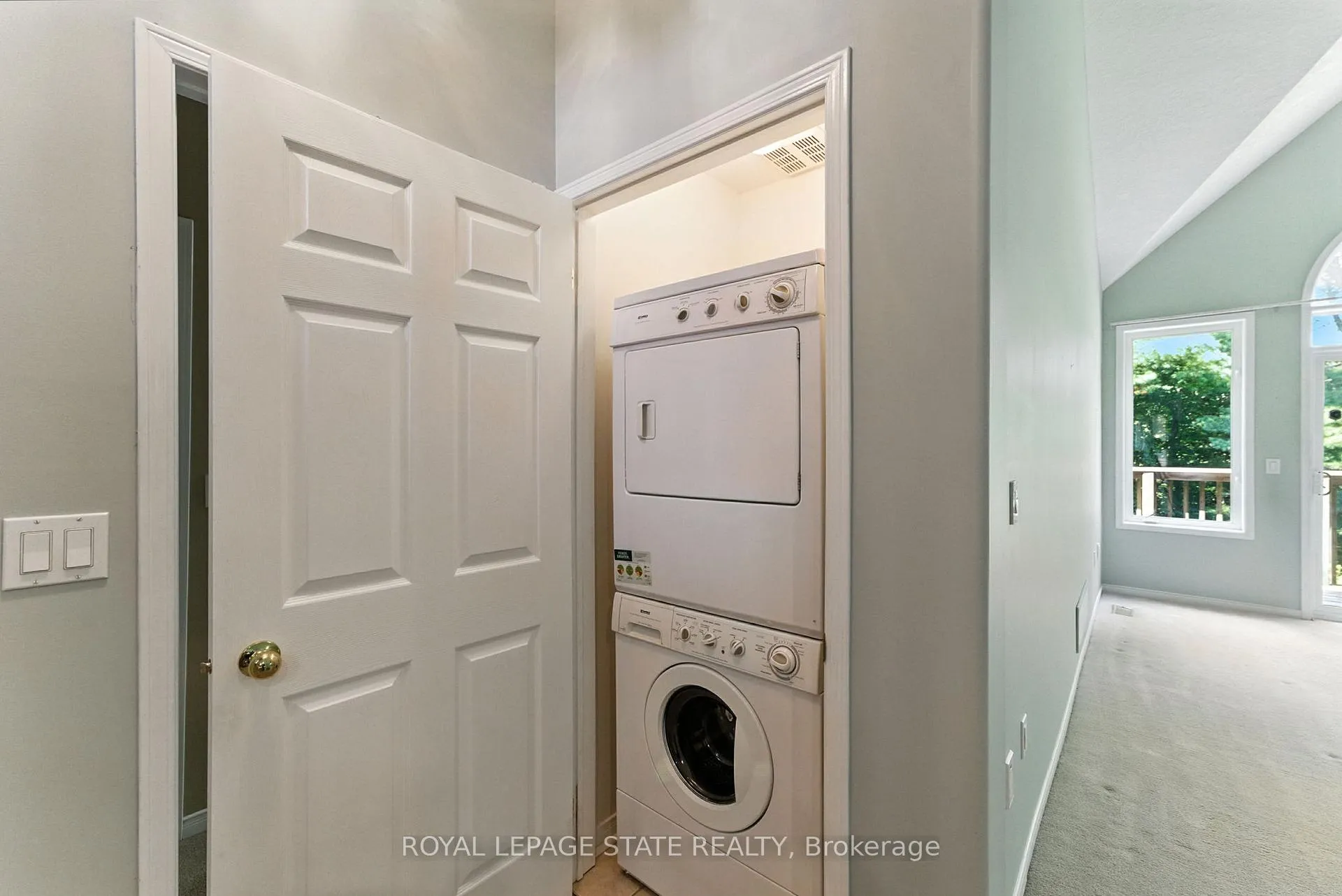 Photo 20 of Unit 6, 40 Wesleyan Court, Hamilton, Ancaster — HOMEH
