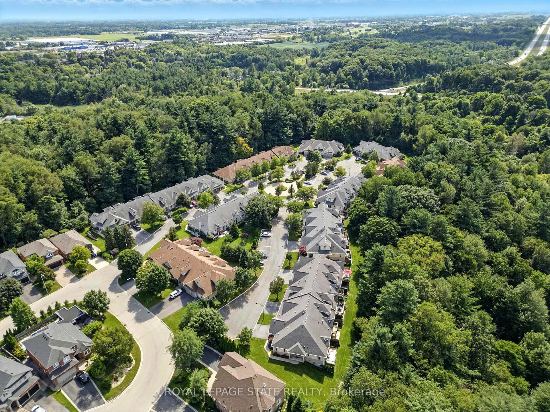 Photo 44 of Unit 6, 40 Wesleyan Court, Hamilton, Ancaster — HOMEH