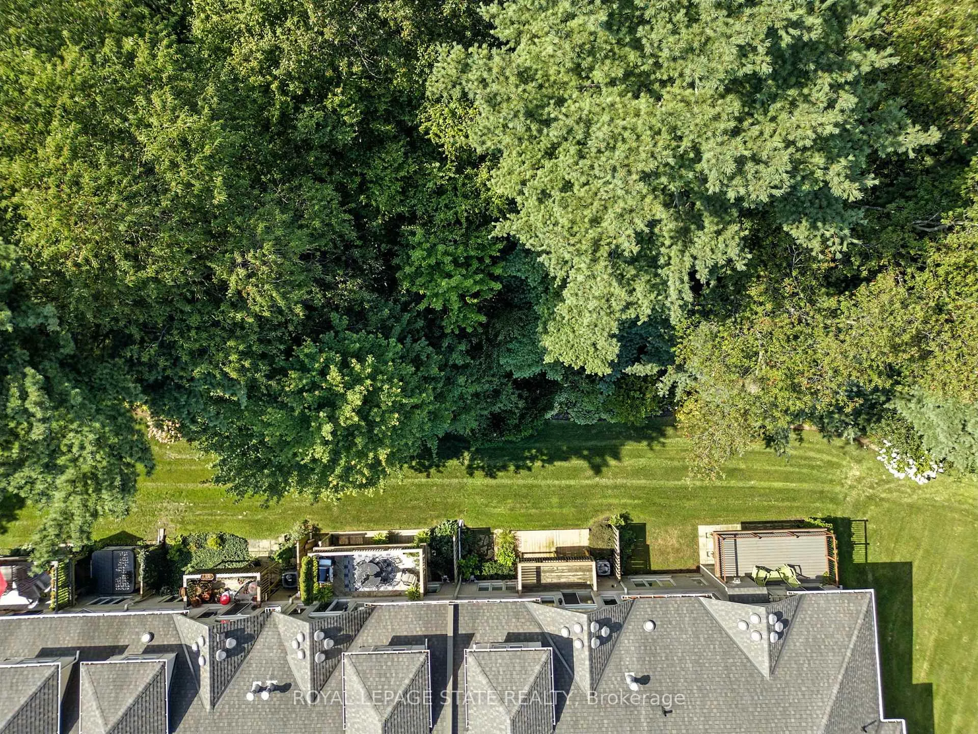 Photo 48 of Unit 6, 40 Wesleyan Court, Hamilton, Ancaster — HOMEH