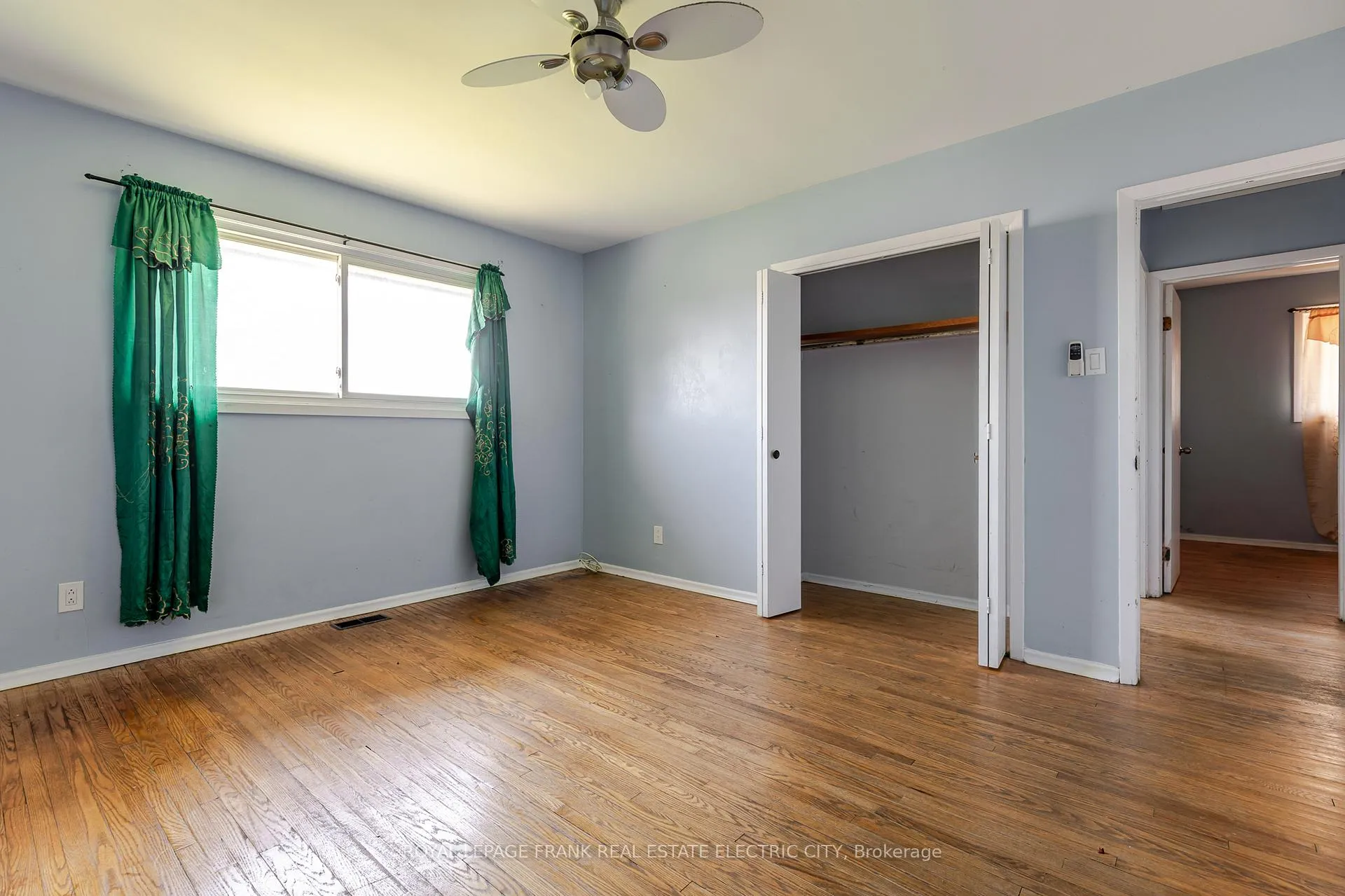 Photo 14 of 941 Crawford Drive, Peterborough, Otonabee Ward 1 — HOMEH