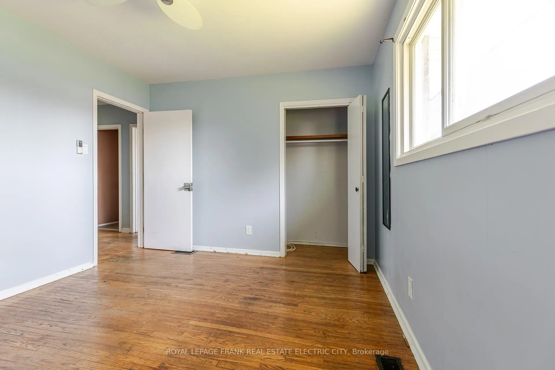 Photo 18 of 941 Crawford Drive, Peterborough, Otonabee Ward 1 — HOMEH