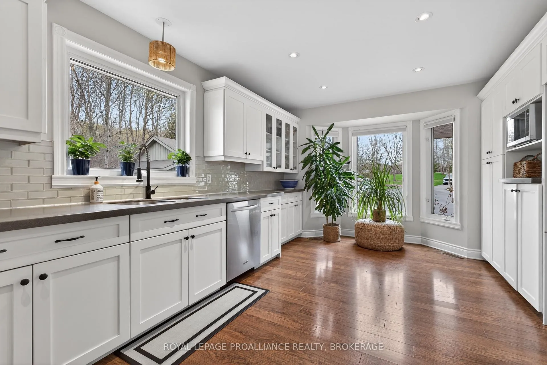 Photo 9 of 76 Spithead Road, Frontenac Islands, The Islands — HOMEH