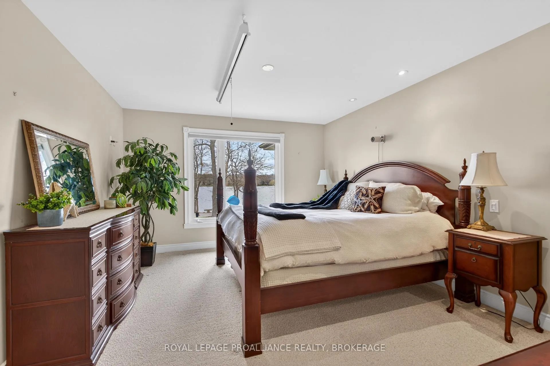 Photo 13 of 76 Spithead Road, Frontenac Islands, The Islands — HOMEH