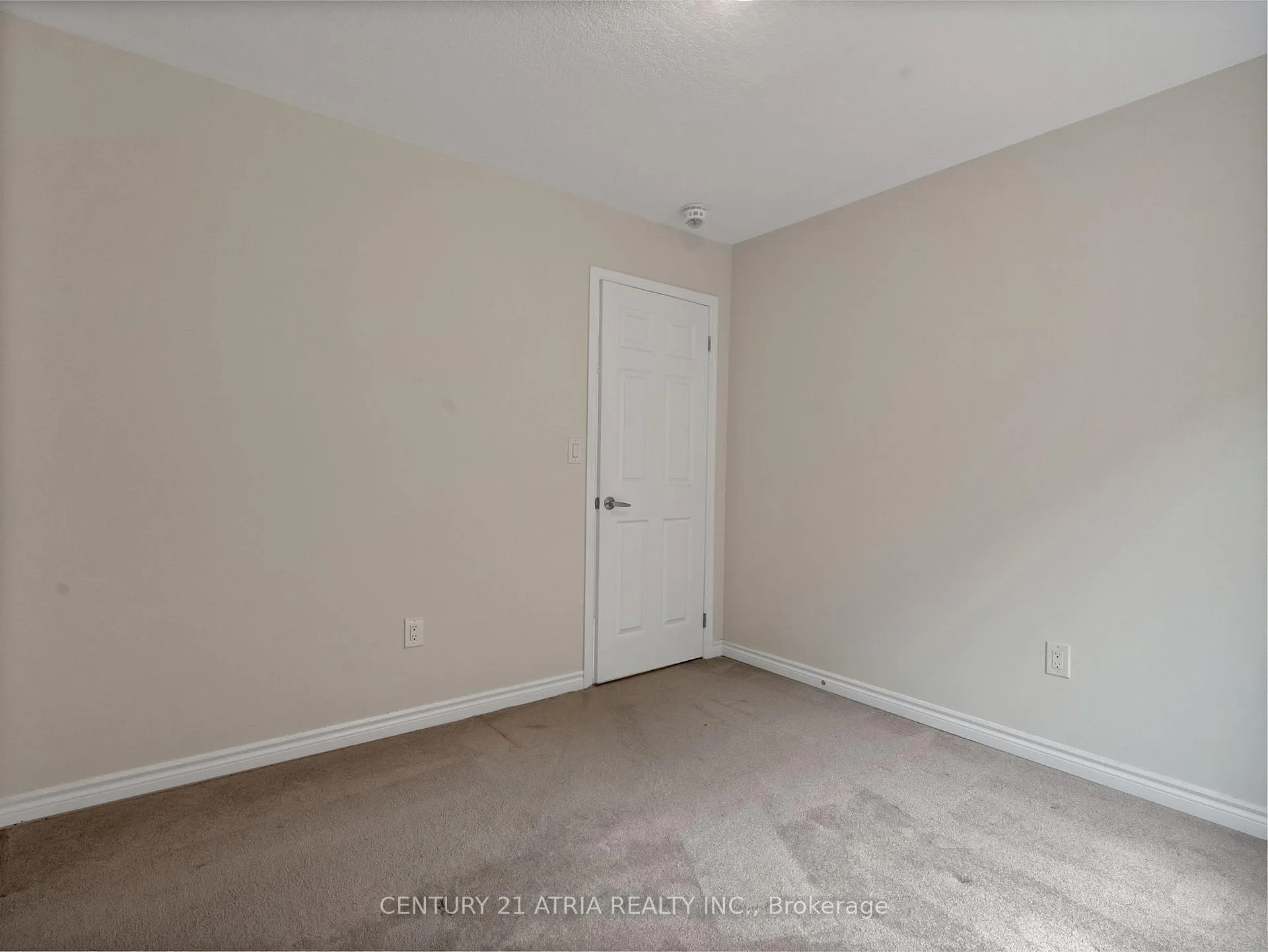 Photo 30 of 33 Stillwater Crescent, Hamilton, Waterdown — HOMEH