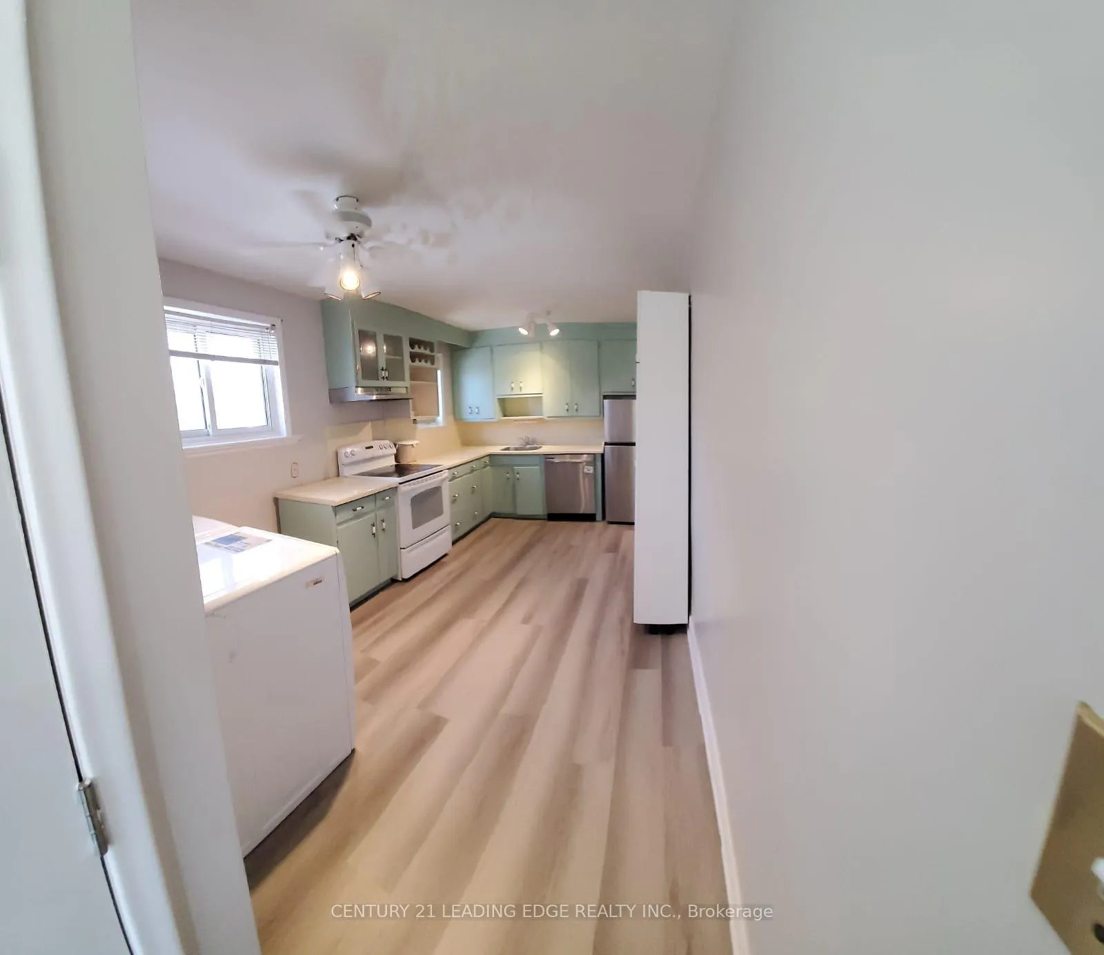 Photo 4 of Unit Main, 607 Kent Street, Whitby, Downtown Whitby — HOMEH