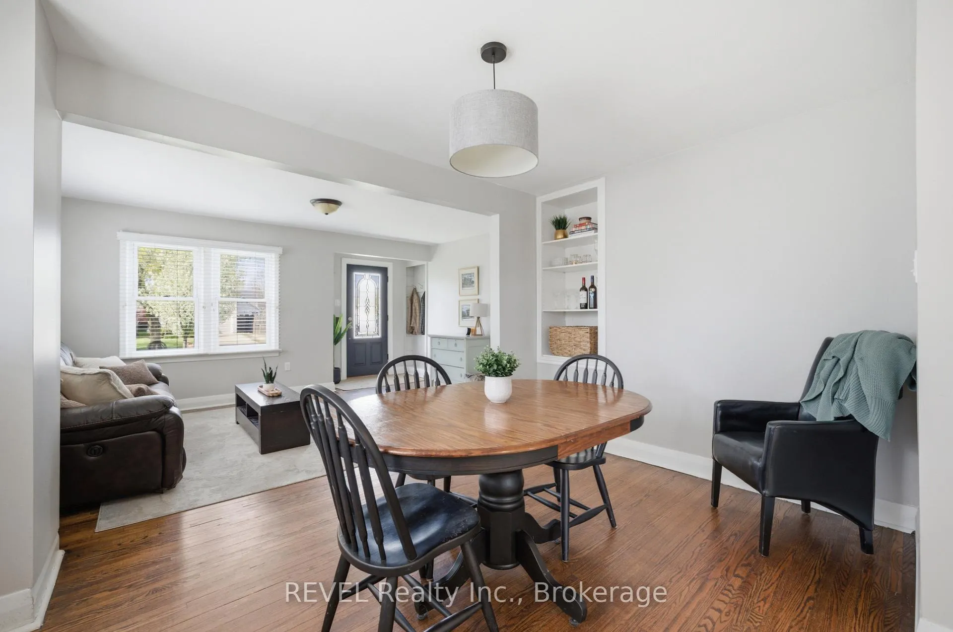 Photo 9 of 35 Hatter Avenue, Welland, N. Welland — HOMEH