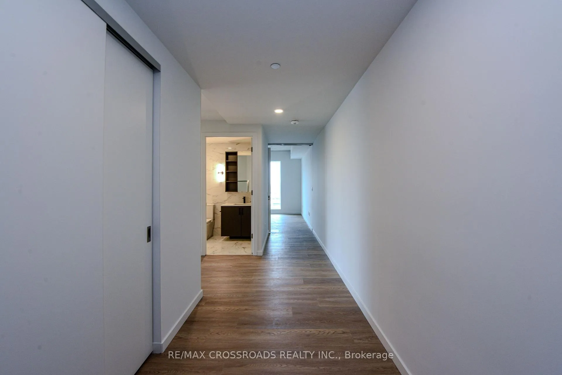 Photo 10 of Unit 520, 689 The Queensway Drive, Etobicoke, Stonegate-Queensway — HOMEH