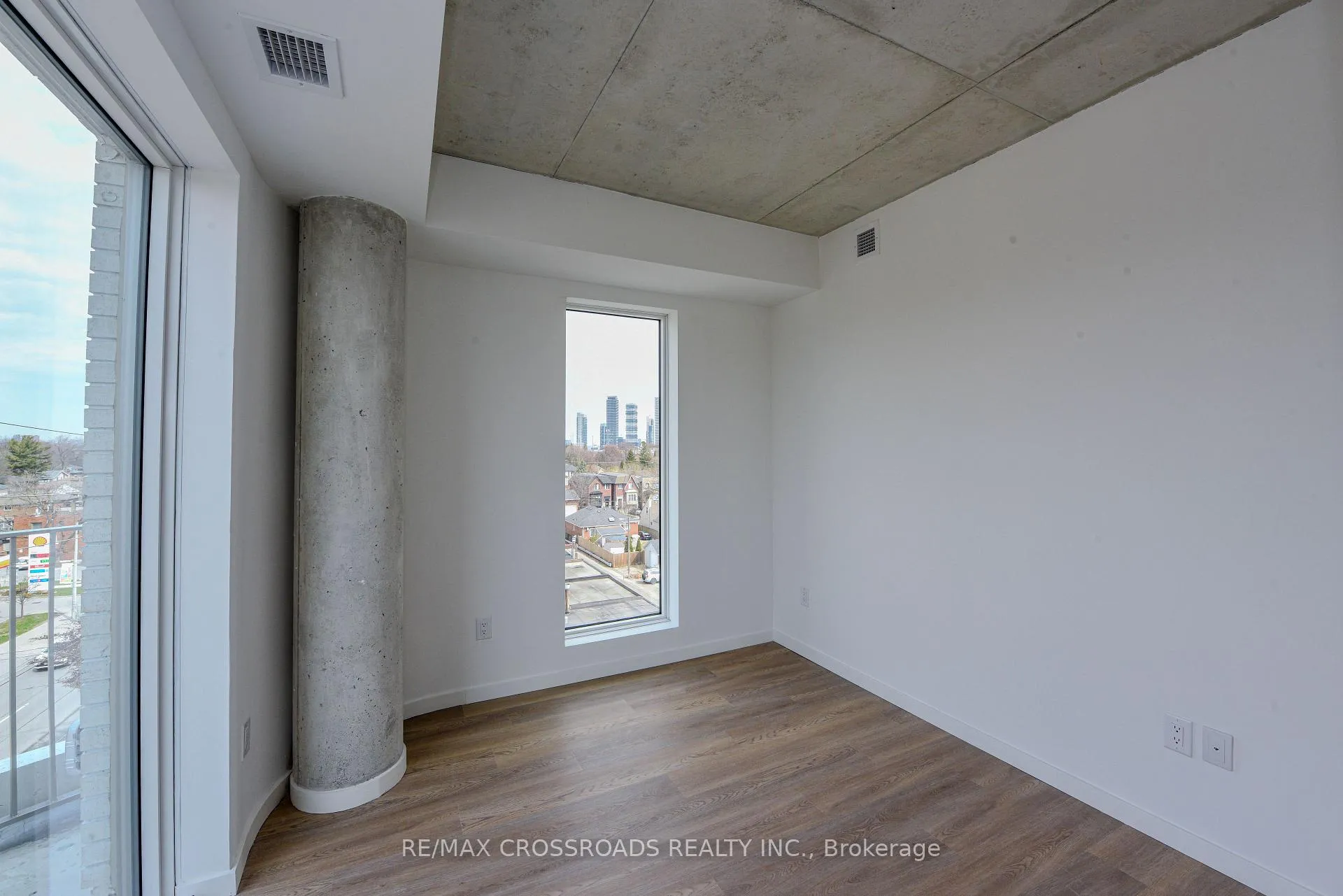 Photo 25 of Unit 520, 689 The Queensway Drive, Etobicoke, Stonegate-Queensway — HOMEH