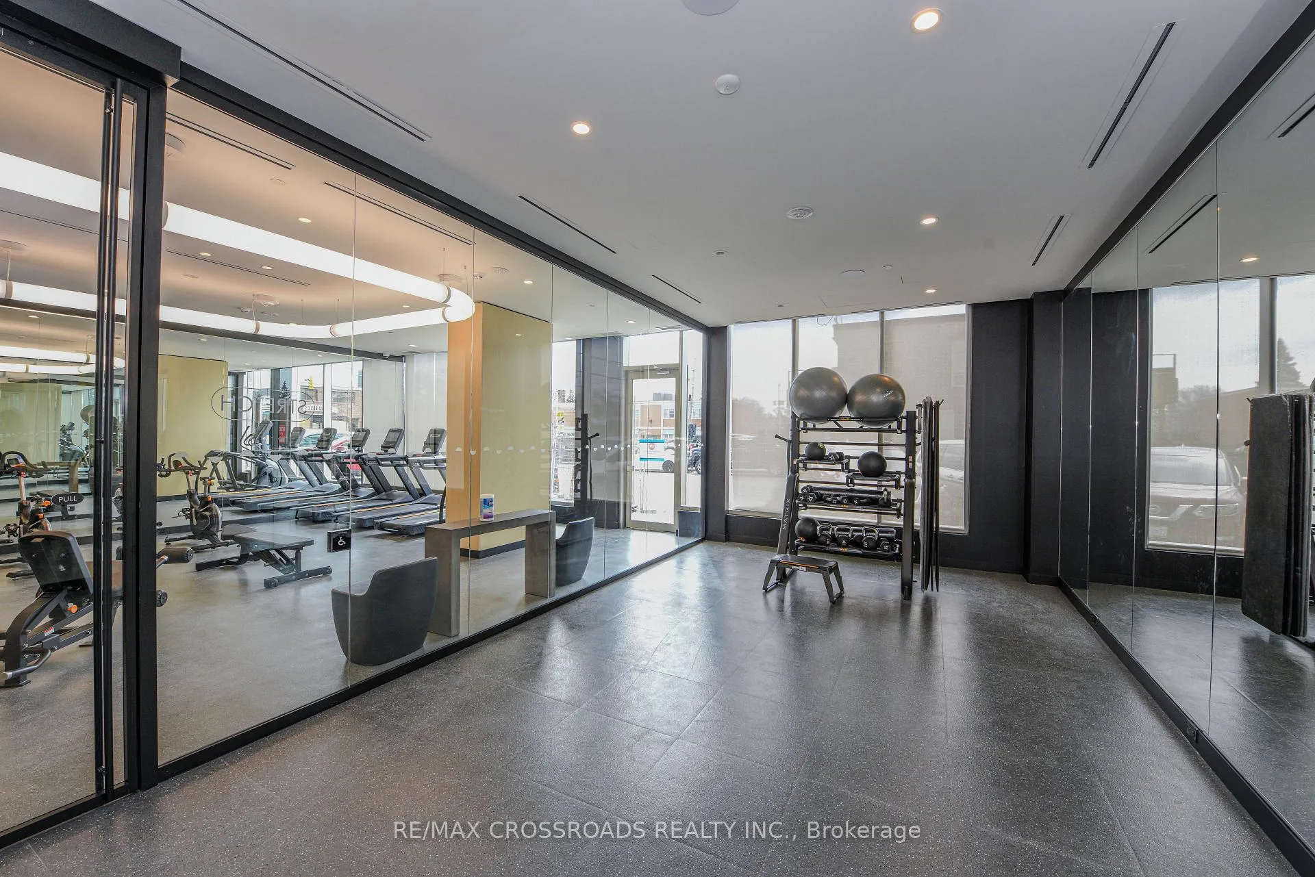 Photo 38 of Unit 520, 689 The Queensway Drive, Etobicoke, Stonegate-Queensway — HOMEH
