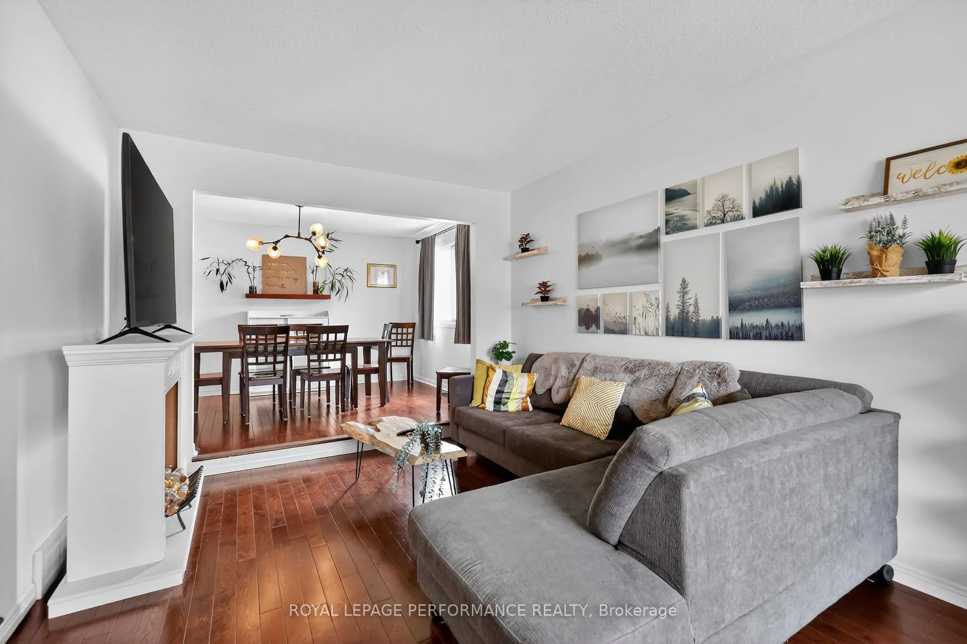 Photo 7 of 2 Canbury Crescent, Ottawa, Tanglewood — HOMEH
