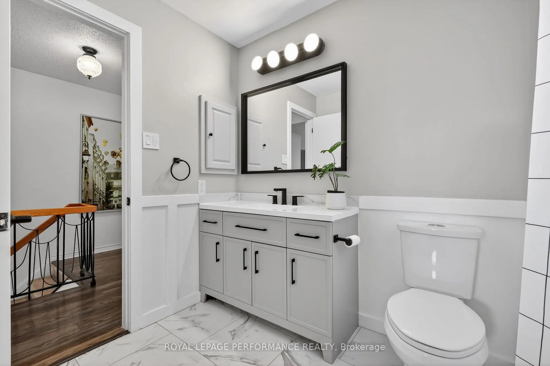 Photo 26 of 2 Canbury Crescent, Ottawa, Tanglewood — HOMEH