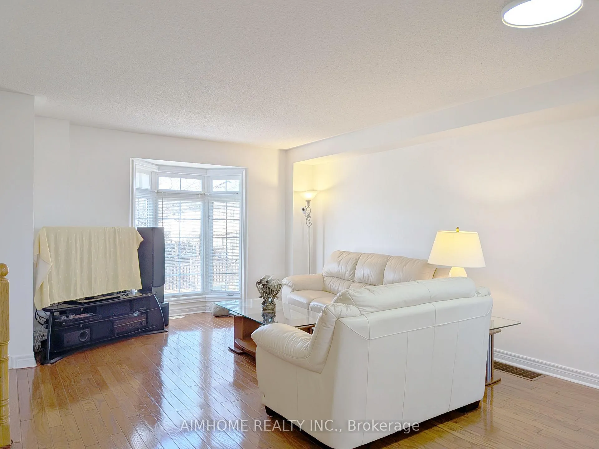 Photo 8 of 74 Sunway Square, Markham, Raymerville — HOMEH