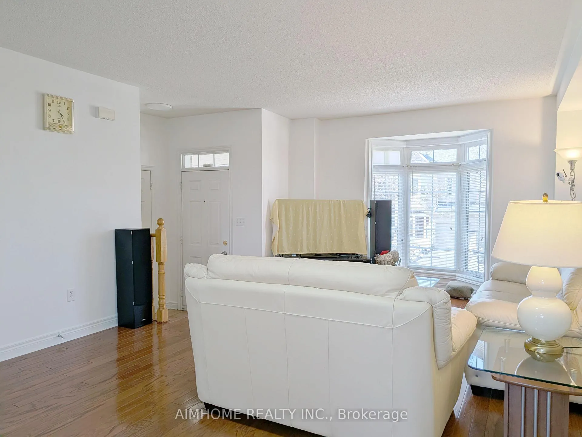 Photo 9 of 74 Sunway Square, Markham, Raymerville — HOMEH