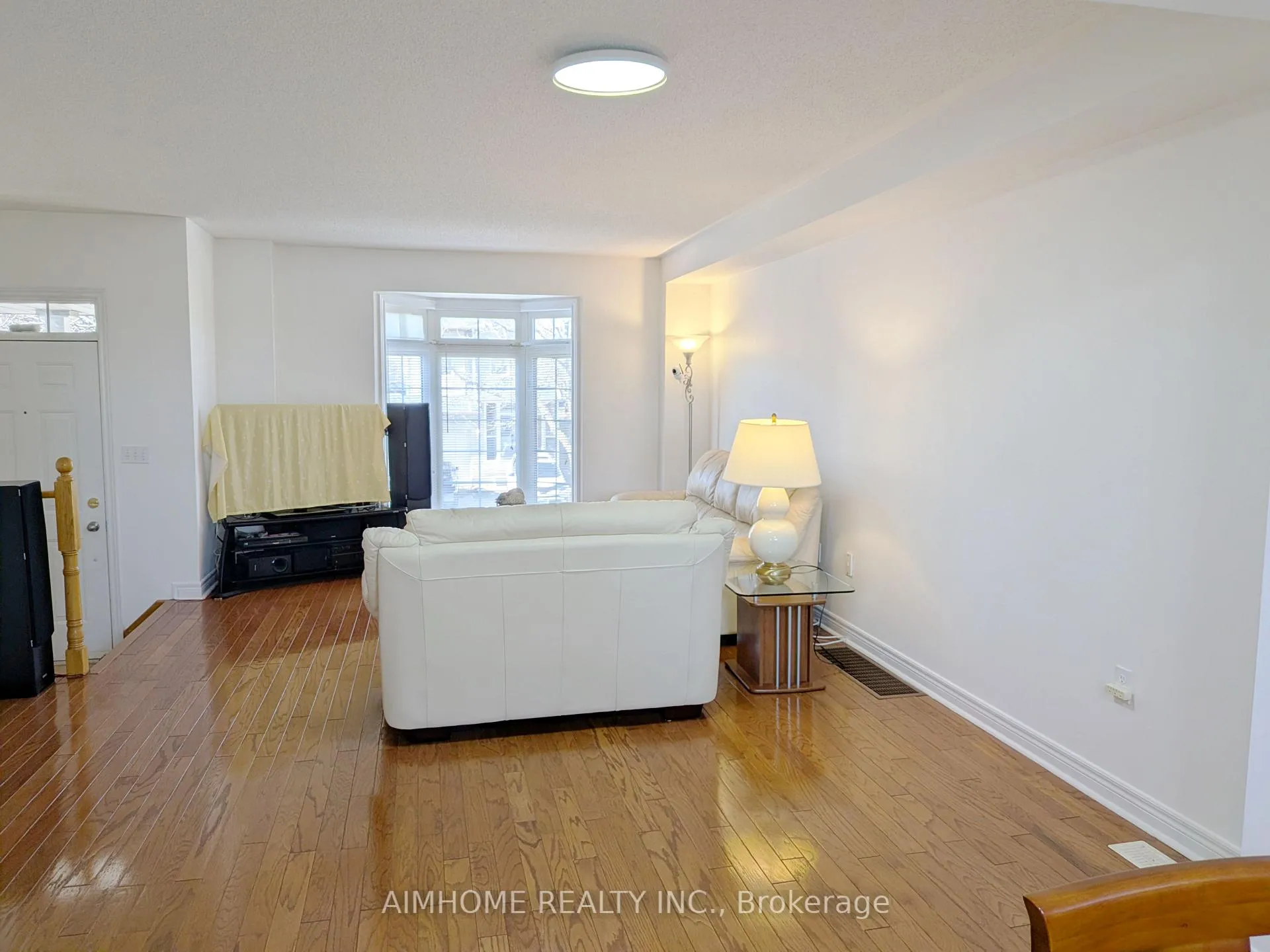 Photo 10 of 74 Sunway Square, Markham, Raymerville — HOMEH