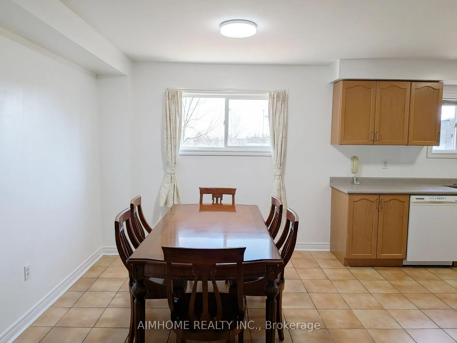 Photo 15 of 74 Sunway Square, Markham, Raymerville — HOMEH