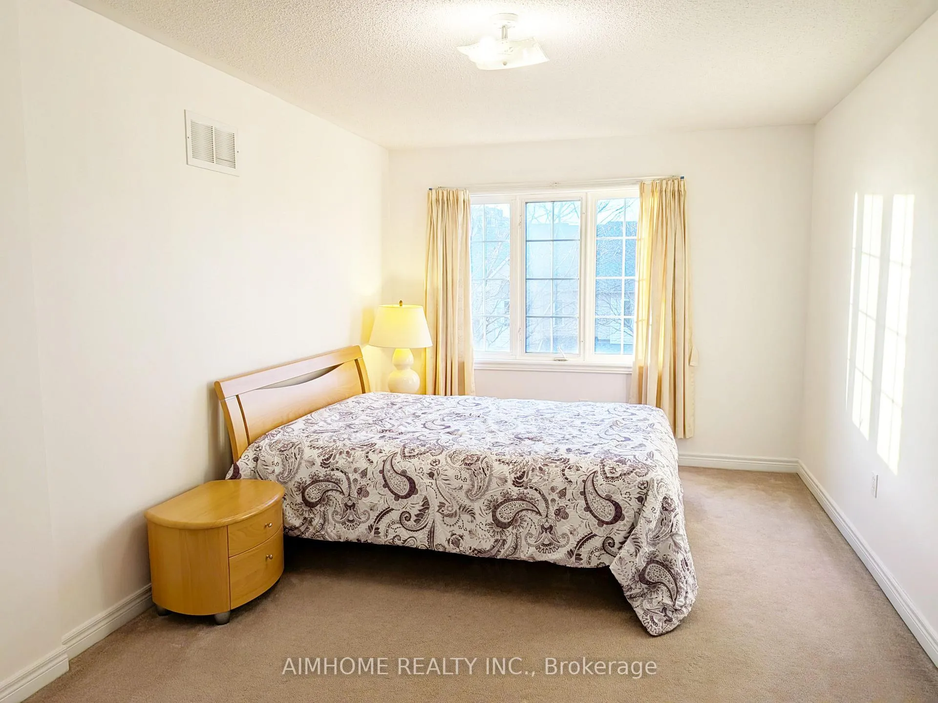 Photo 18 of 74 Sunway Square, Markham, Raymerville — HOMEH