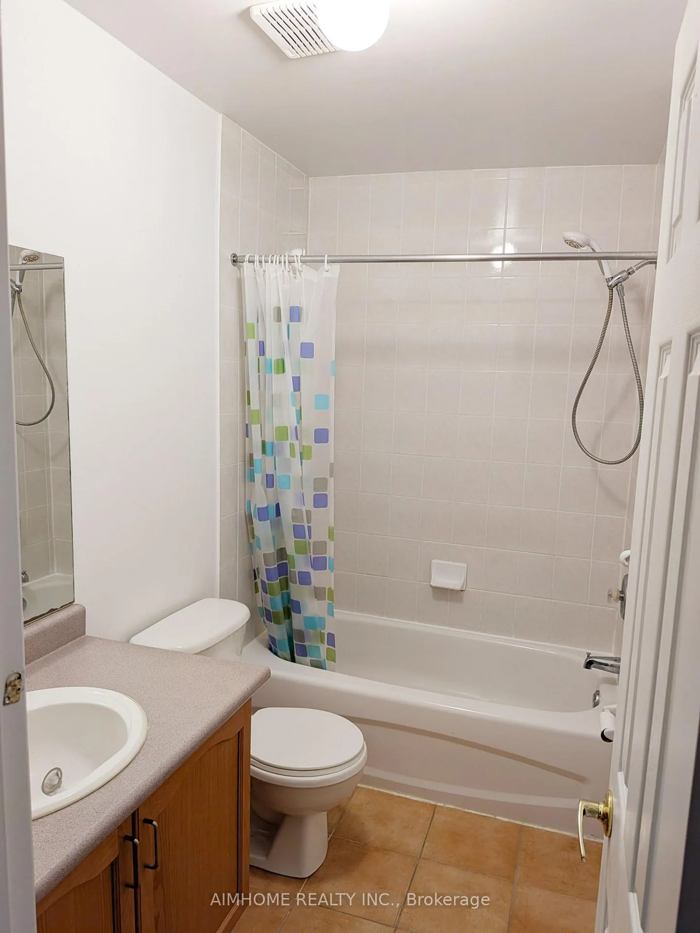 Photo 23 of 74 Sunway Square, Markham, Raymerville — HOMEH